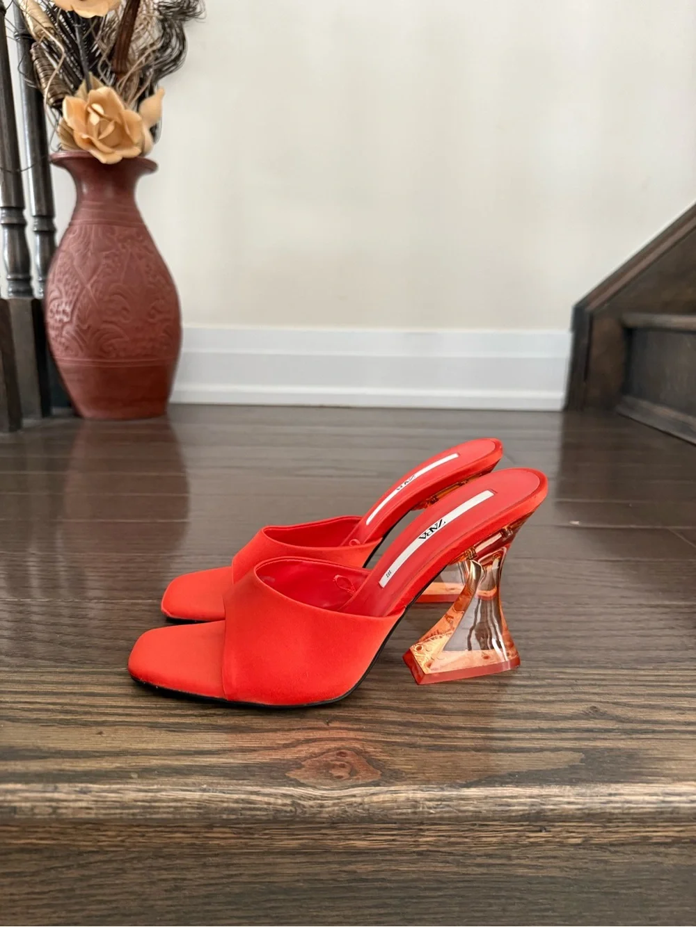 Zara Red Open-Toe Square Heel Mules - Picture 2 of 4